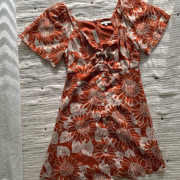 Madewell silk tie-front sunflower dress - Picture 2 of 9
